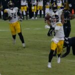 'Kenny puede hacer que las cosas sucedan cuando se descompone': Ben Roethlisberger elogia las habilidades de improvisación de Pickett - Steelers Depot