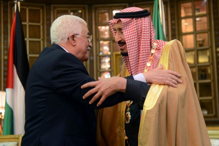 La AP elogia la postura saudí sobre la normalización con Israel