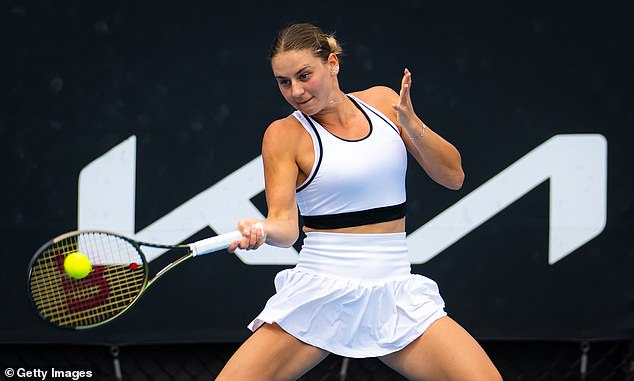 Marta Kostyuk pasó a la segunda ronda del Abierto de Australia al vencer a Amanda Anisimova