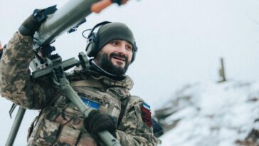 Las fuerzas ucranianas continúan manteniendo la defensa en Soledar y sus alrededores: Portavoz de la Agrupación del Este