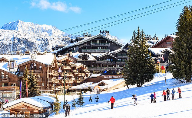 Estación de esquí de Courchevel (foto de archivo).  Los dos principales sindicatos de trabajadores de temporada y ascensores anunciaron una huelga 'ilimitada' a partir del 31 de enero