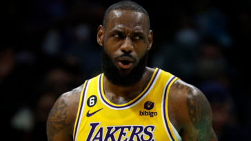 LeBron James critica a los Lakers por su renuencia a hacer intercambios: 'Todos saben lo que debería estar pasando'