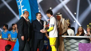 Los iraquíes celebran que el equipo de fútbol ganó la Copa del Golfo