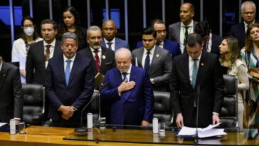 Lula jura como presidente de Brasil dividido en medio de estrictas medidas de seguridad