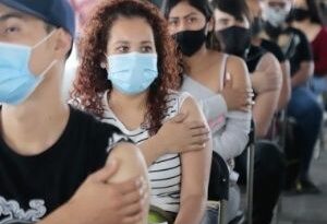 México ve “leve aumento” en muertes y hospitalizaciones por COVID-19