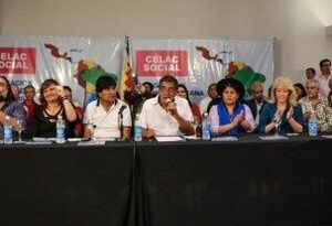 Movimientos latinoamericanos rechazan bloqueo de EE.UU. en Cumbre de la CELAC