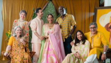 Neena Gupta, esposo Vivek, ex Vivian Richards se unen para bendecir a Masaba Gupta el día de su boda.  ver foto
