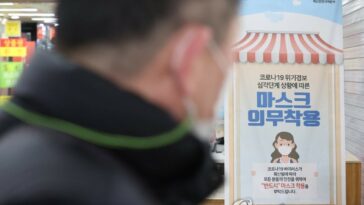 S. Korea&apos;s new COVID-19 cases below 30,000 for 2nd day