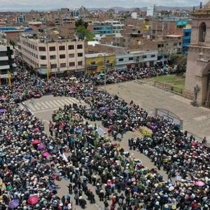 Perú: Cientos rinden homenaje a las víctimas de la masacre de Juliaca