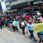 Perú: Protestas golpean el tráfico en 40 puntos de carreteras nacionales