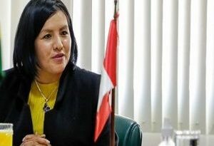 Perú despide a su embajador en Bolivia
