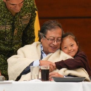 Presidente de Colombia impulsará reformas previsionales, laborales y de salud