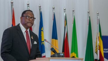 Presidente de Malawi despide acusación por abuso de poder