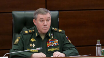 Putin instruye a Gerasimov para que tome Donbas en marzo: inteligencia