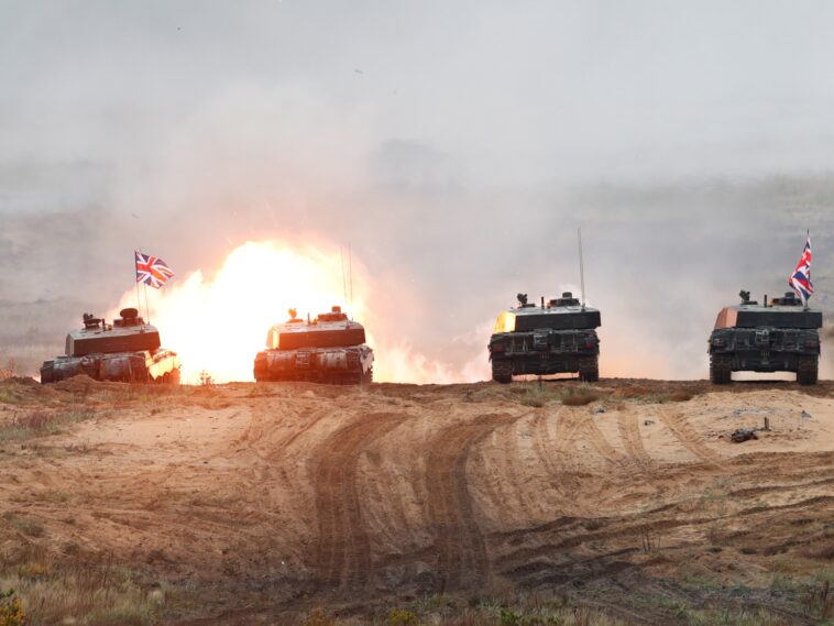 Reino Unido se compromete a proporcionar carros de combate a Ucrania