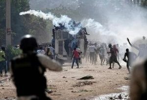 Residencia del primer ministro haitiano atacada por policías armados