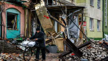 Rusia bombardea regiones del este de Ucrania durante la noche, Ucrania ataca centrales eléctricas en Donetsk