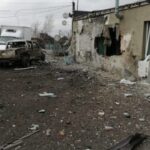 Un hombre herido en el bombardeo ruso de la región de Kharkiv