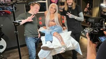 Zelina Vega finalmente muestra su nuevo tatuaje