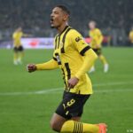 "Sebastián!  Haller!" Emotivo regreso del delantero del Dortmund