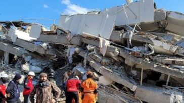 (2nd LD) S. Korean team rescues 2 more survivors in quake-hit Turkey