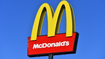 Acciones que realizan los mayores movimientos previos a la comercialización: McDonald's, UPS, General Motors y más