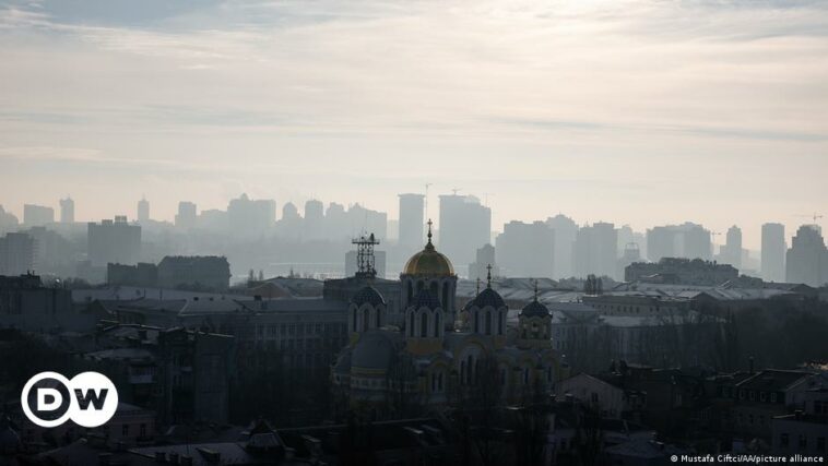 Actualizaciones de Ucrania: Kiev dice que derribó presuntos globos espía