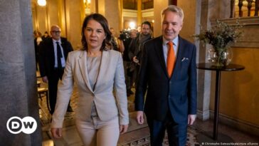 Alemania insta a la rápida aprobación de las ofertas de la OTAN de Finlandia y Suecia