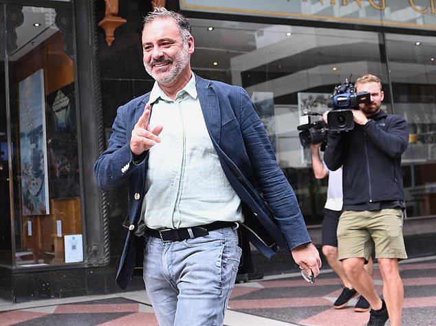 La estrella de televisión Andrew O'Keefe (en la foto) se enfrentó el lunes al Tribunal del Centro de Downing de Sídney por acusaciones de violencia doméstica.