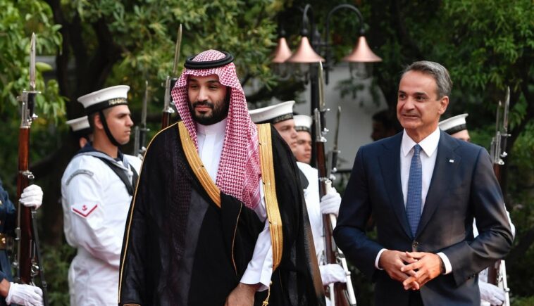 Arabia Saudita ofreció fondos a Grecia a cambio de apoyar la candidatura de la Copa del Mundo: Informe