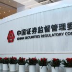 China formaliza reglas para OPI en el extranjero