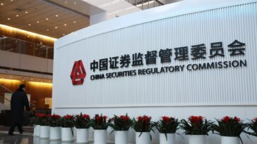 China formaliza reglas para OPI en el extranjero