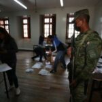 Cierran urnas y comienza el conteo en las elecciones de Ecuador