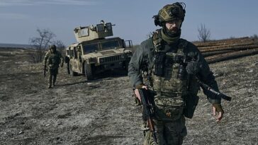 Si odian la guerra, ¿seguramente quieren que se detenga?  No hay guerras bonitas.  En la foto: soldados ucranianos cerca de Bakhmut, región de Donetsk