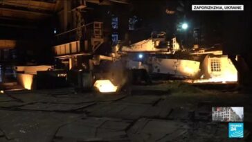 Detrás del frente, la acería de Zaporizhzhia desempeña su papel en el esfuerzo bélico de Ucrania