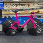 Echa un vistazo a la bicicleta de pista ganadora del Campeonato Mundial con pintura dividida de Dan Bigham