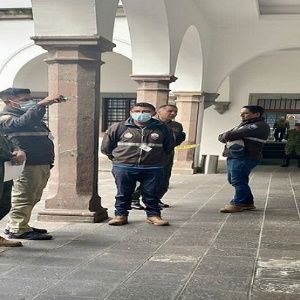 Ecuador: Fiscalía allana oficinas presidenciales y de Petroecuador