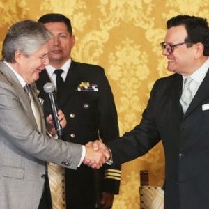 Ecuador: Fuga de datos confidenciales provoca renuncia de ministra