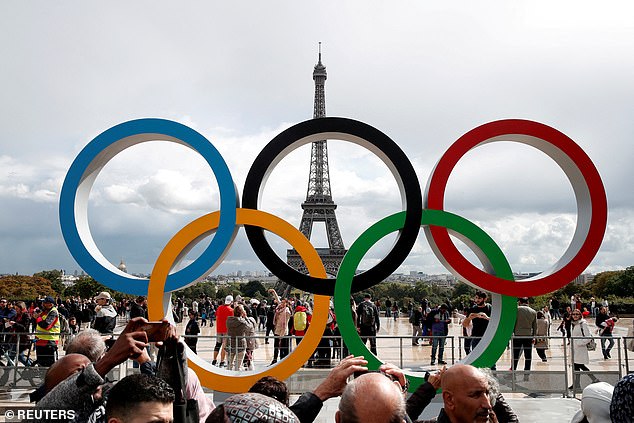 El COI advirtió que los atletas ucranianos serían los únicos que sufrirían si el país respondiera a la amenaza de boicotear los Juegos Olímpicos de París en 2024.