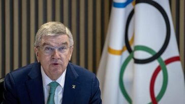 El jefe olímpico Thomas Bach ha sido criticado en una declaración conjunta de los atletas ucranianos.
