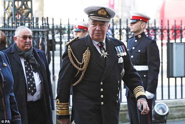 El almirante Lord West, ex Primer Lord del Mar y Jefe del Estado Mayor Naval, dijo que era