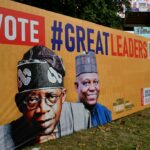 El candidato del partido gobernante de Nigeria toma la delantera en las elecciones anticipadas