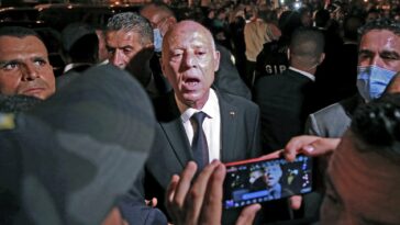 El presidente de Túnez advierte sobre la inmigración subsahariana en un estallido 'racista'