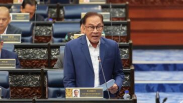 El primer ministro de Malasia, Anwar, defiende la decisión de mantener la cartera de finanzas, dice que solo hay problema si se abusa de la posición