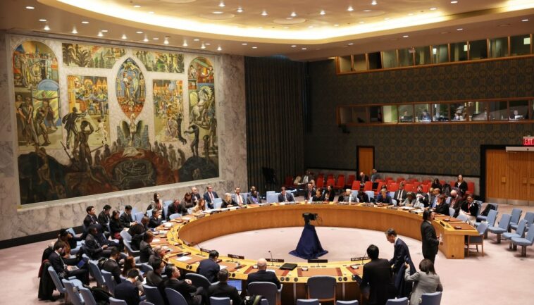 Estados Unidos respalda la declaración del Consejo de Seguridad de la ONU que denuncia los asentamientos israelíes en un movimiento inusual