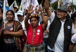 Guatemaltecos rechazan exclusión de candidato presidencial de izquierda