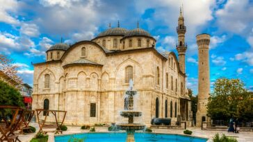 La histórica mezquita Yeni en la ciudad de Malatya fotografiada antes del terremoto
