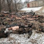 El jefe de Wagner de Putin publicó una imagen macabra que muestra los cuerpos de decenas de combatientes