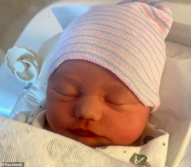 Alivea Goncalves dio a luz a las 4:21 a. m. y llamó a la niña Theodora Maddie Kay Stevensen