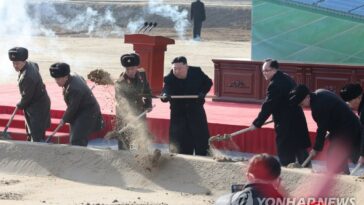 N.K. leader attends groundbreaking ceremony for housing project in Pyongyang